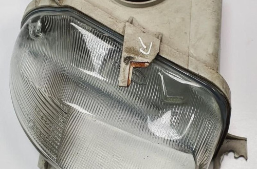 HALOGEN LEWY VOLVO 960 S90 V90 9134026