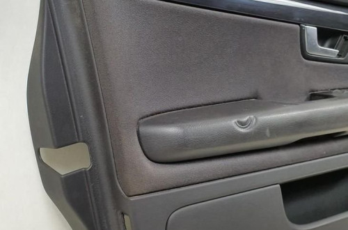 TAPICERKA BOCZEK DRZWI LEWY PRZÓD AUDI A4 B6 EURO