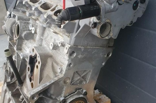 SILNIK AUDI A4 B6 2.0 FSI ALT B7 A6 VW PASSAT B5