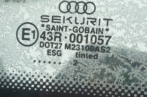 ĆWIARTKA BŁOTNIK LEWY TYŁ AUDI A4 B6 SEDAN LY6R
