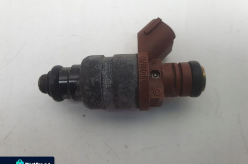 Skoda Fabia I 1.4 8V WTRYSKIWACZ wtrysk 047906031C