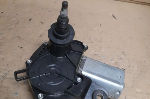 SILNICZEK WYCIERACZKI TYŁ OPEL ZAFIRA B nr 53025212
