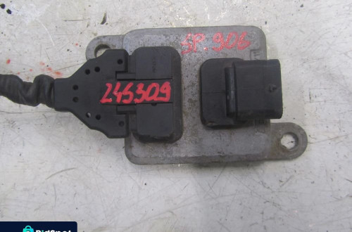 mercedes sprinter 906 czujnik nox 10009058411