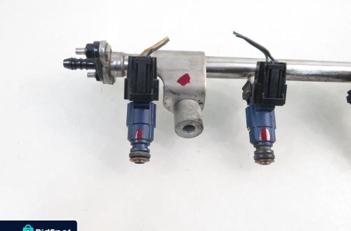 LISTWA WTRYSKOWA KIA CEE'D I 1.4 353102B000