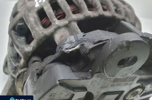 Citroen C4 II 1.6 HDI ALTERNATOR 150A 0124525035