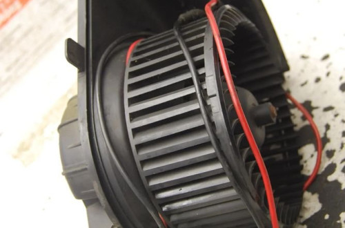 WENTYLATOR NAWIEWU DMUCHAWA RENAULT MEGANE SCENIC II