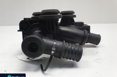 BMW E46 1.8 2.0 i ELEKTROZAWÓR WODY pompa 8369807