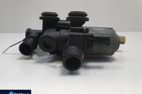 BMW E46 1.8 2.0 i ELEKTROZAWÓR WODY pompa 8369807