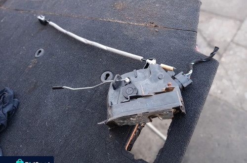 bmw x5 e53 zamek drzwi przod przedni prawy europa 8402540