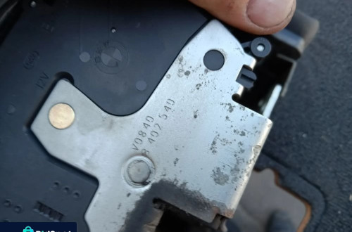 bmw x5 e53 zamek drzwi przod przedni prawy europa 8402540