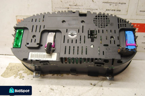 LICZNIK ZEGAR 8L0920931F AUDI A3 8L LIFT 1.8 FIS