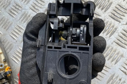 kia soul i klamka wewnetrzna prawy tyl tylna prawa