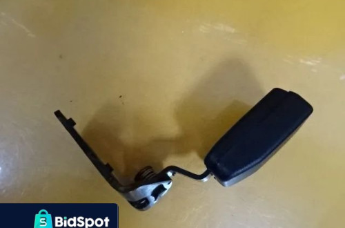 ZAPINKA PASA TYŁ PEUGEOT 307 KOMBI NR17