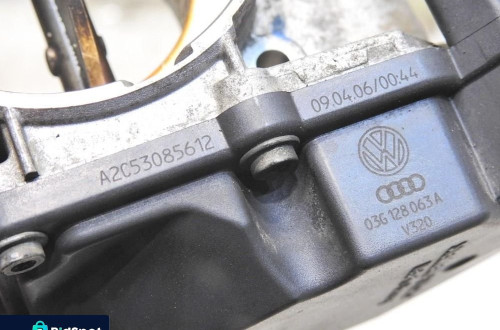 PRZEPUSTNICA VW EOS 2.0 TDI 03G128063A A2C53085612
