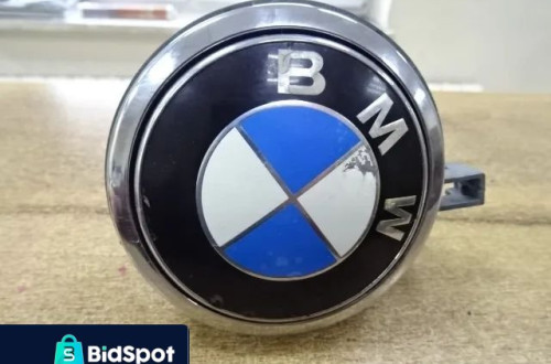 KLAMKA KLAPY BAGAŻNIKA BMW E87 NR6