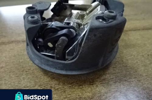 KLAMKA KLAPY BAGAŻNIKA BMW E87 NR6