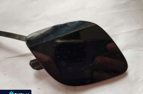 RENAULT CLIO V 19-20r. - ZAŚLEPKA HAKA ZDERZAKA PRZÓD 511804432R