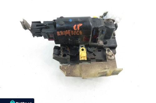 ZAMEK LEWY PRZEDNI DACIA DUSTER