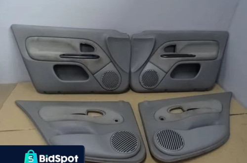 BOCZEK BOCZKI DRZWI RENAULT CLIO II NR251