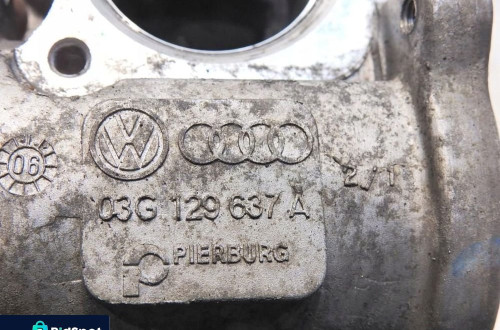 PODSTAWA ZAWORU EGR VW EOS 2.0 TDI 03G129637A