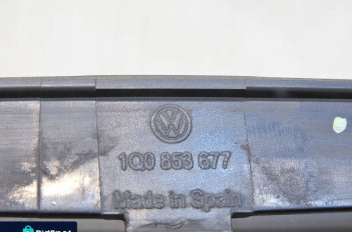 GRILL KRATKA ZDERZAKA ŚRODKOWA VW EOS 1Q0853677