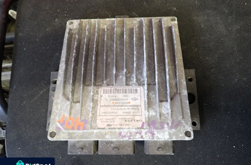 RENAULT CLIO II KOMPUTER STEROWNIK SILNIKA 8200212348