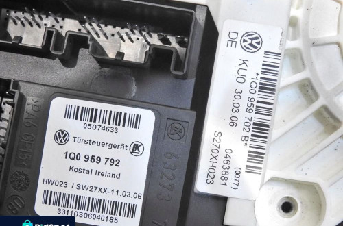 MECHANIZM SZYBY PRAWY PRZÓD PRZEDNI VW EOS 1Q0959792 1Q0959702B