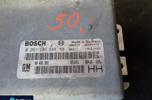 OPEL OMEGA 2.5 V6 KOMPUTER STEROWNIK SILNIKA 90492382