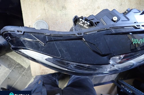 FORD MONDEO MK5 LAMPA PRAWY PRZÓD DS73-13W029-AG
