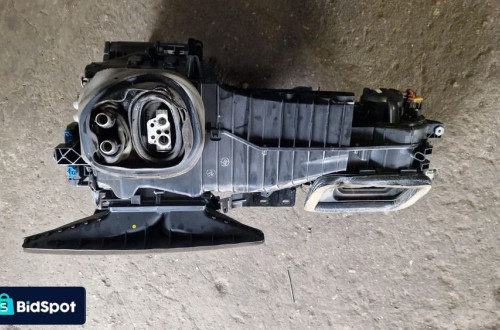 VOLKSWAGEN PASSAT B6 NAGRZEWNICA OBUDOWA 3C1820003H