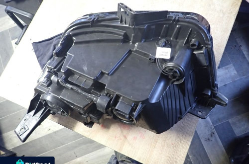 FORD EDGE LAMPA PRAWY PRZÓD EUROPA FT4Z-13008-Q