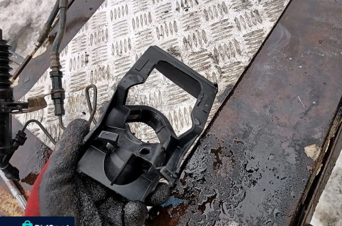 vw tiguan 5n wspornik ramka spryskiwacza lewa lewego 5n0807941a