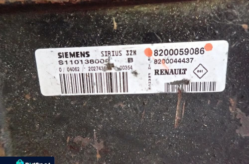 RENAULT CLIO MEGANE 1.4 STEROWNIK SILNIKA KOMPUTER 8200059086