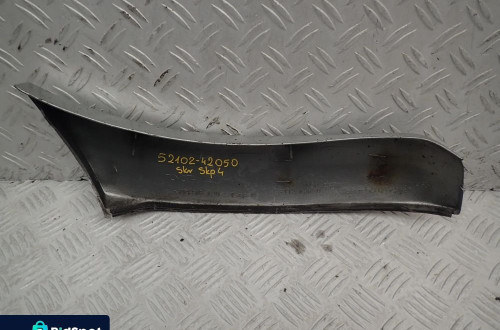 TOYOTA RAV4 II LIFT LISTWA PRAWY PRZÓD 52102-42050