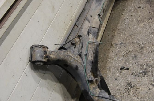 BELKA ZAWIESZENIA TYŁ TYLNA RENAULT MEGANE SCENIC II 1.9 DCI