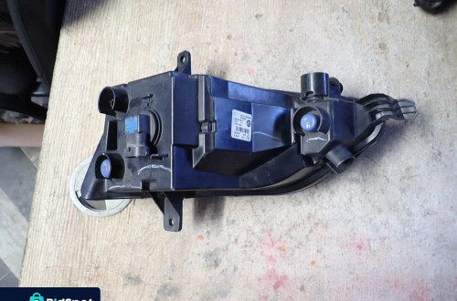 VOLKSWAGEN GOLF VII LIFT LAMPA LEWY PRZÓD PRZECIWMGIELNA HALOGEN EUROPA 5G0941661F