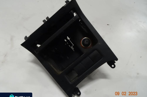 POPIELNICZKA GOLF V 1K0857961