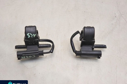 DYSZA SPRYSKIWACZA MASKI MERCEDES W203 LIFT