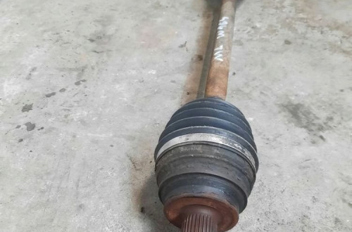 PÓŁOŚ PRAWY PRZÓD PRAWA PRZEDNIA MERCEDES ML W164 3.0 CDI