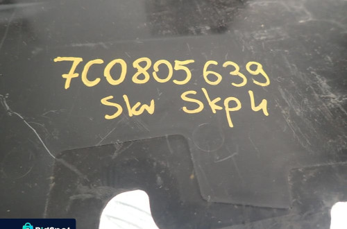 KIEROWNICA POWIETRZA VW 7C0805639
