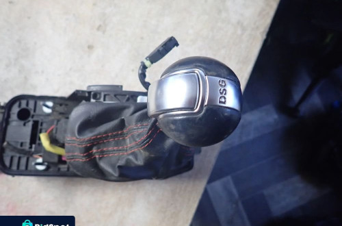 VOLKSWAGEN GOLF VI GTI LEWAREK ZMIANY BIEGÓW DSG AUTOMAT 1K1713025AB 1K0713265L