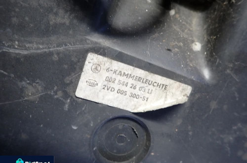 MERCEDES ACTOS ATEGO LAMPA TYŁ LEWA / PRAWA KPL. 0025442603LI 2VD005300-51