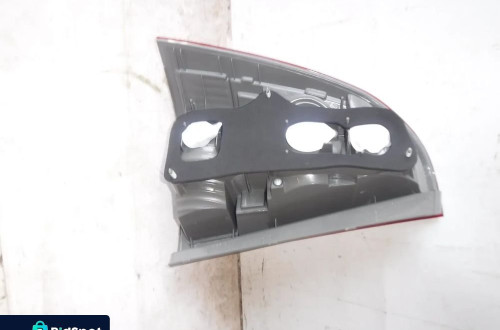 toyota corolla e12 kombi lampa tył prawa tylna