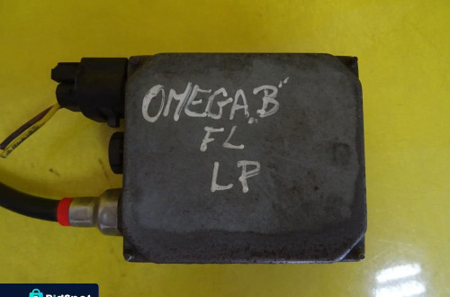 PRZETWORNICA OPEL OMEGA B 90565932 NR23
