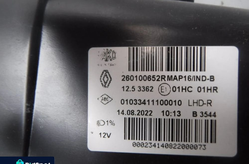 renault clio iv 4 16r- lampa przód prawa nowa oryginał z uszkodz przednia