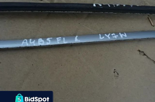 LISTWA LISTWY DACHOWE AUDI A4 B5 LIFT NR230