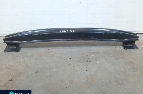 BELKA ZDERZAKA TYLNEGO TYŁ VW GOLF VI
