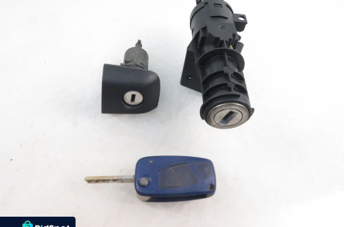 STACYJKA WKŁADKI FIAT IDEA B36505521