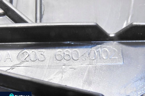 DYWAN PODŁOGA BAGAŻNIKA MERCEDES W203 KOMBI LIFT A2036800102