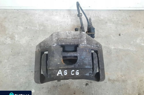 ZACISK HAMULCOWY PRAWY PRZÓD PRZEDNI PRAWY AUDI A6 C6